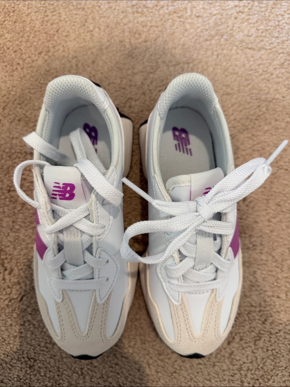 New Balance Kids White and Purple Sneakers - Picture 3 of 7